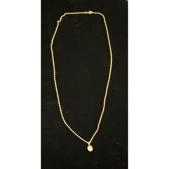14k Solid Gold Twisted Chain Necklace With Round Cubic Zirconia Pendant - Picture 5 of 12